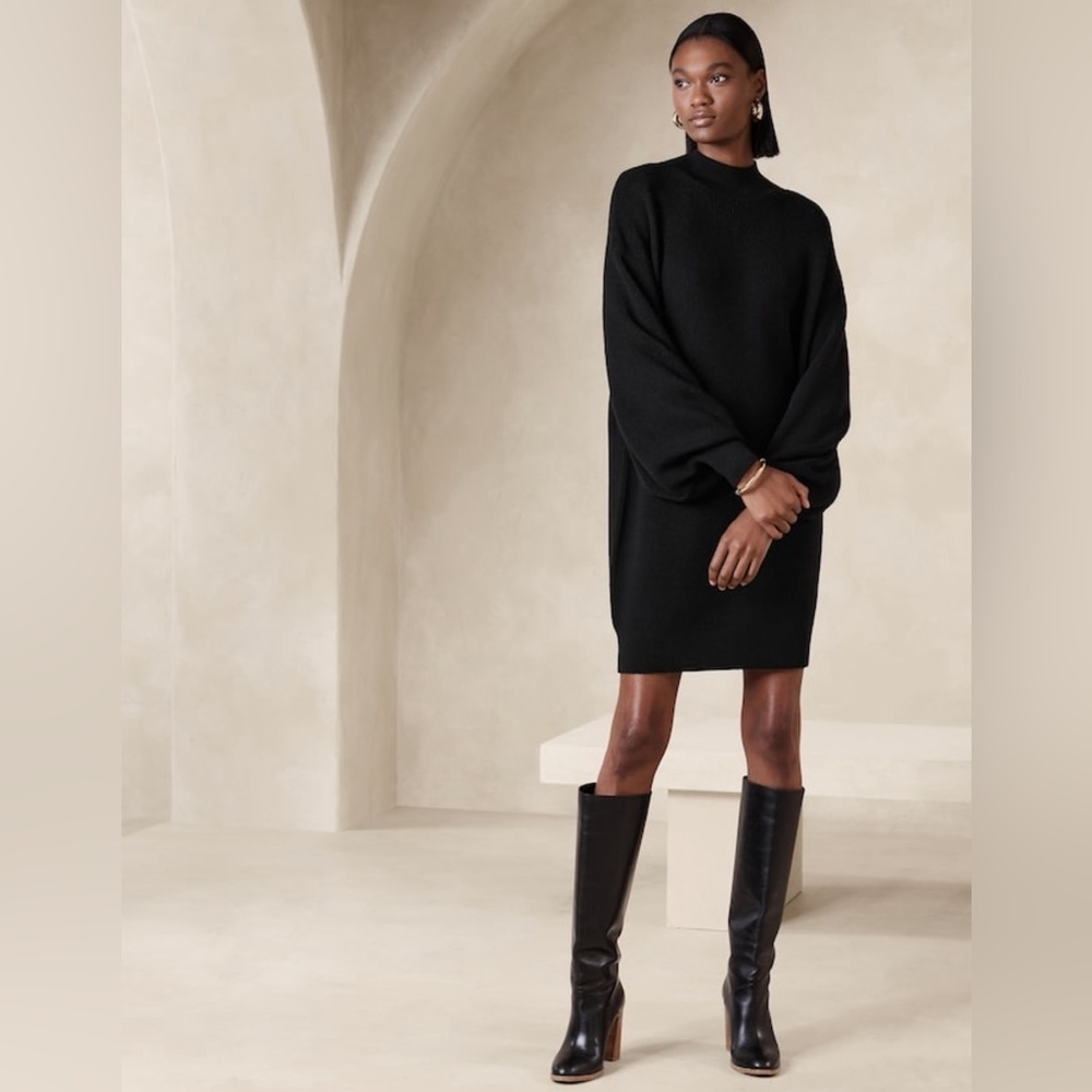 NWT!! Banana Republic Black Landa Merino Sweater Dress - Size Medium 🍐